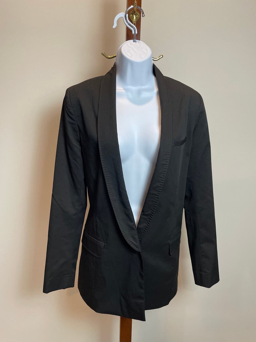 H&M Black Tuxedo Style Single‑Button Blazer Fully Lined Size 8